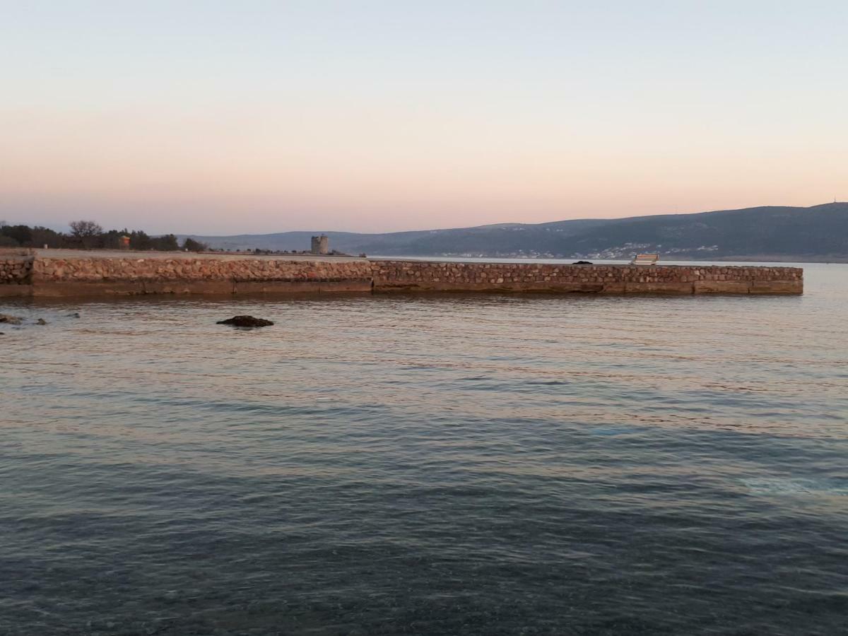 Apartmani Korina Starigrad Paklenica Bagian luar foto